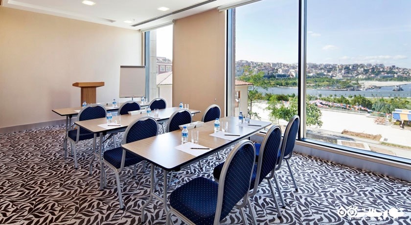 اتاق برگزاری جلسات در هتل